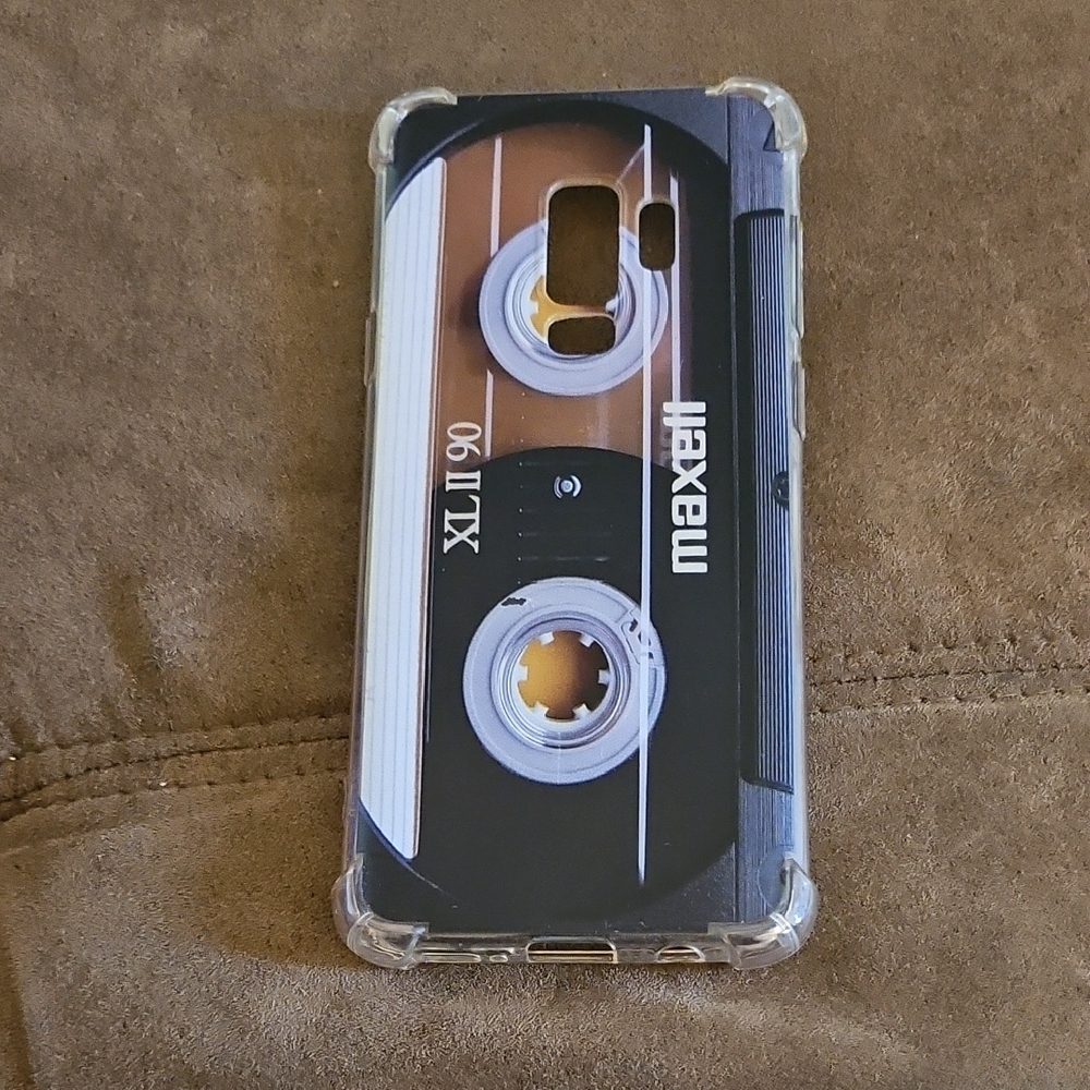 Samsung Retro Cassette Tape Case - Black and Brown